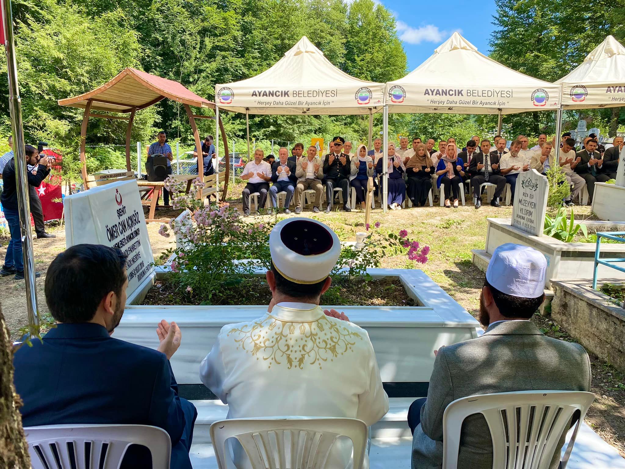 Ayancıklı Şehit Ömer Can Açıkgöz'ün Kabrine Ziyaret