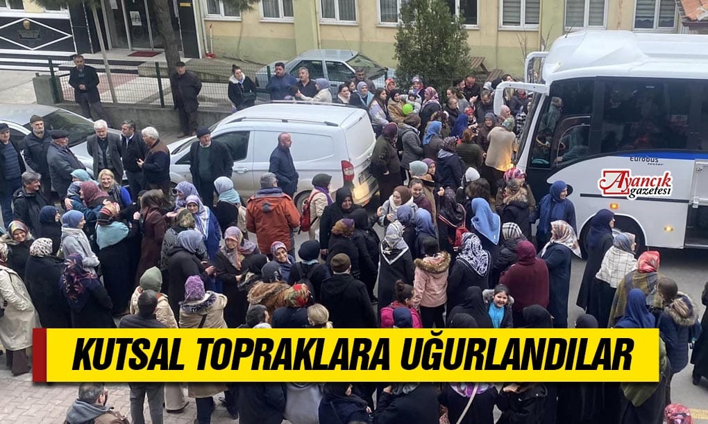 Umre Yolcuları Ayancık’tan Kutsal Topraklara Uğurlandı