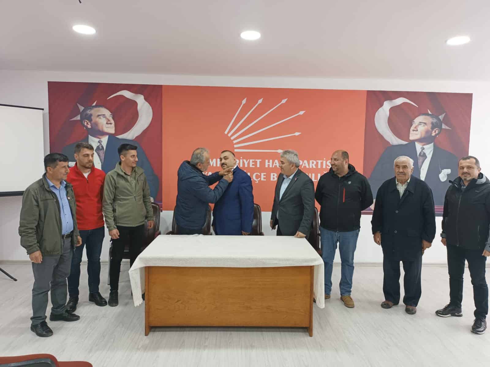 BBP İlçe Başkanı Bayram Ün CHP'ye Katıldı