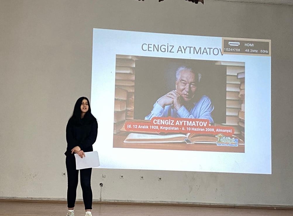 Ayancık'ta Kitap Anlatma Şenliği Düzenlendi