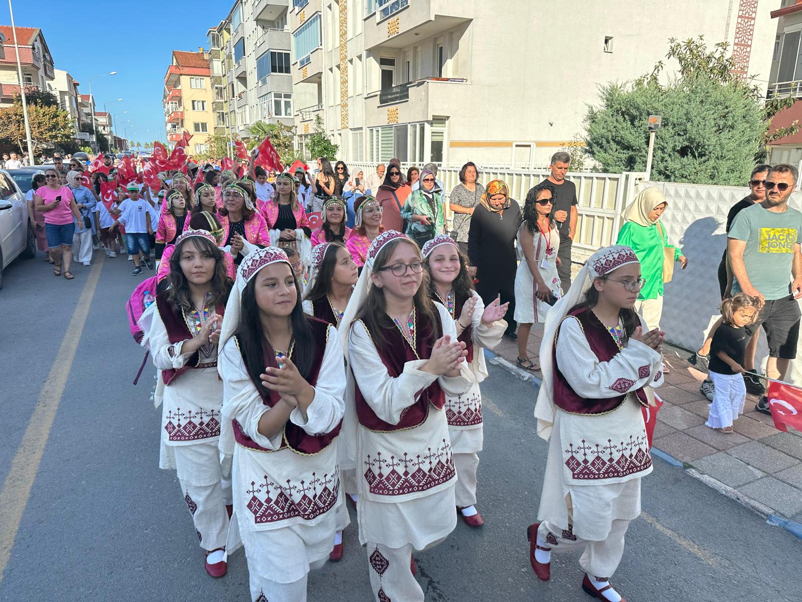 Ayancık'ta 28. Kültür, Keten ve Ahşap Festivali Başladı