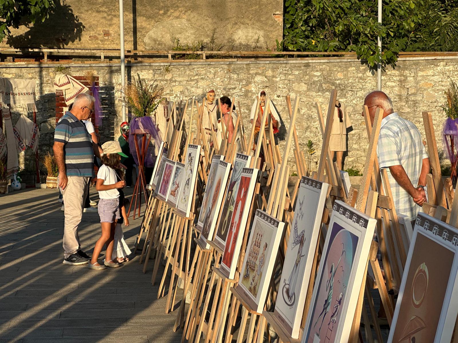 Ayancık'ta 28. Kültür, Keten ve Ahşap Festivali Başladı