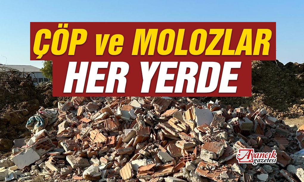 Molozlar Ayancık Çayı Kenarına Dökülüyor