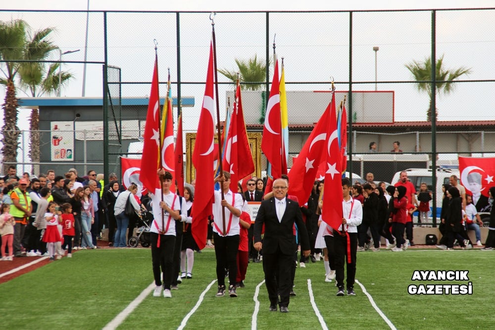 Ayancık'ta Cumhuriyet'in 100. Yılı Kutlandı