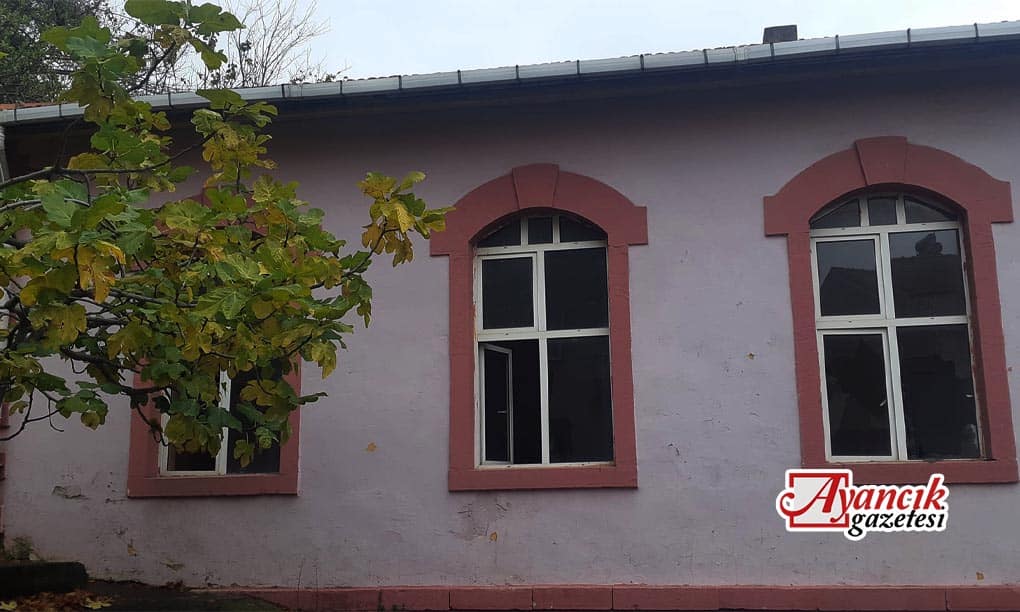 Cumhuriyetin İlk Yıllarında Açılan Okul Harabe Halde