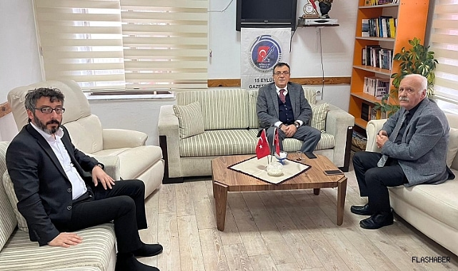 DEFTERDAR KARADENİZ’DEN  15 EYLÜL GAZETECİLER CEMİYETİNE ZİYARET!
