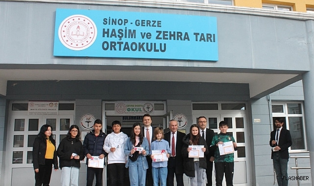 GERZE’DE ÖĞRENCİLER KARNELERİNİ ALDI
