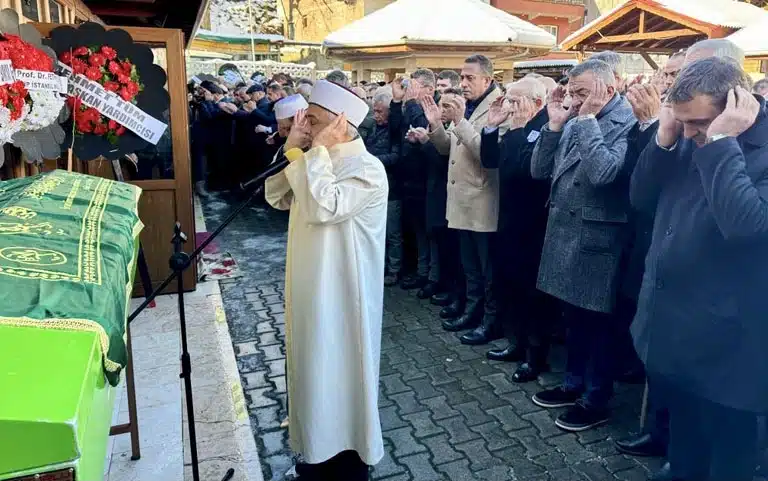 Milletvekili Engin Altay'ın Babası Son Yolculuğuna Uğurlandı