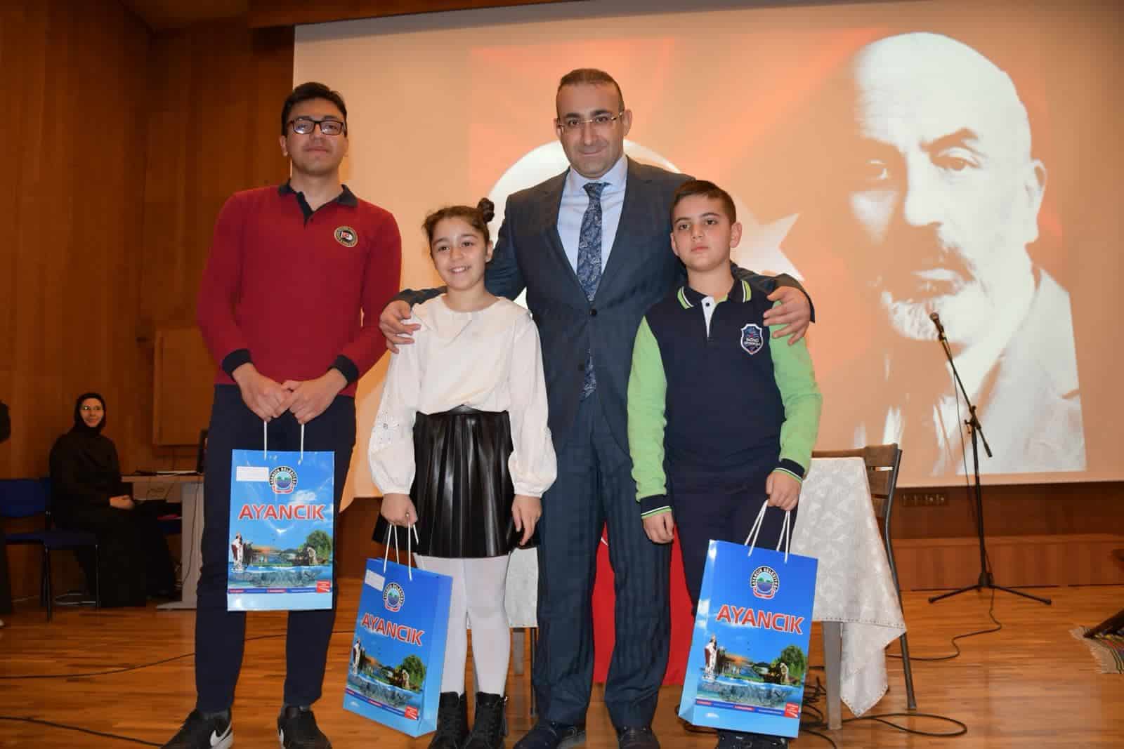 Ayancık'ta İstiklal Marşının Kabulünün 103. Yılı Kutlandı