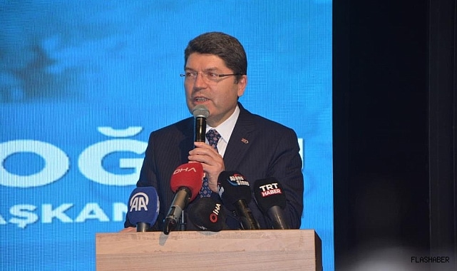 BAKAN TUNÇ: “YENİ BİR ANAYASA YAPMANIN MÜCADELESİNİ VERECEĞİZ”