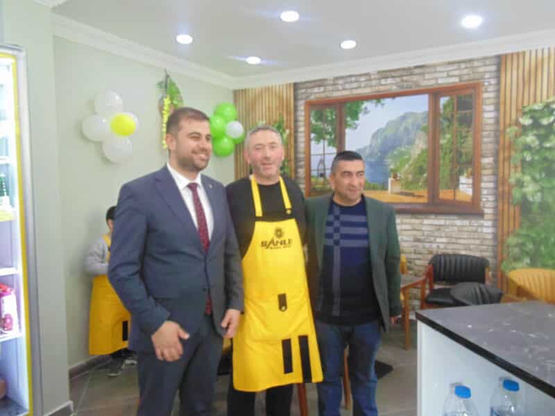 Boyabat’ta Şanlı Baklava Dualarla Hizmete Açıldı…