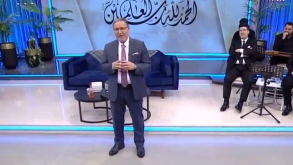 İlahiyatçı Mustafa Karataş Ramazan Programında İzleyicileri Şaşırttı