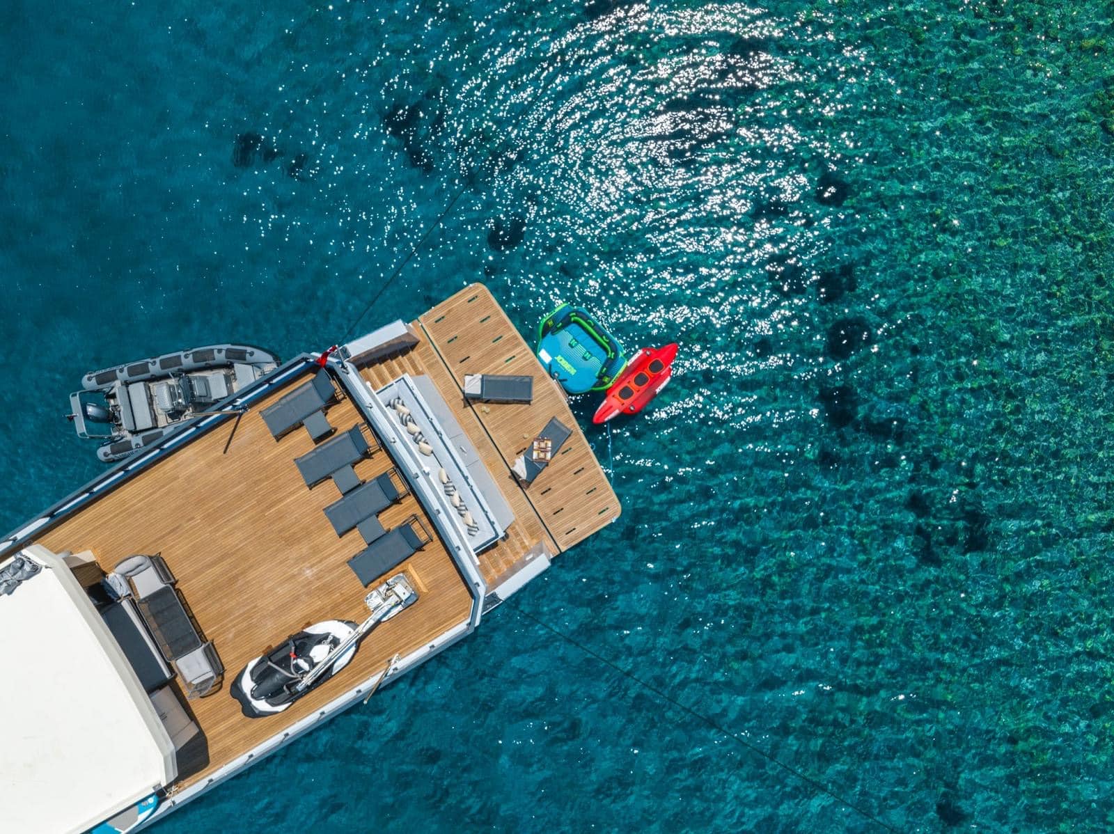 Marmaris'te Haftalık Tekne Kiralama: Ege'nin Mavi Sularında Unutulmaz Bir Tatil