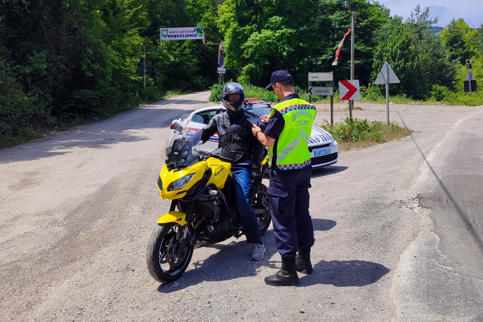 Ayancık’ta Motosiklet Sürücüleri Denetlendi