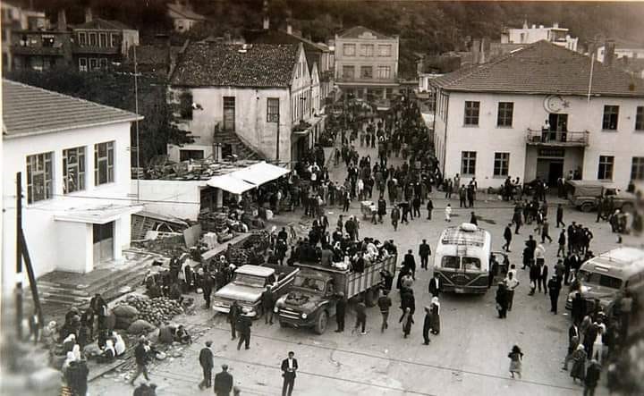 AYANCIK’IN ORTA YERİ SİNEMA