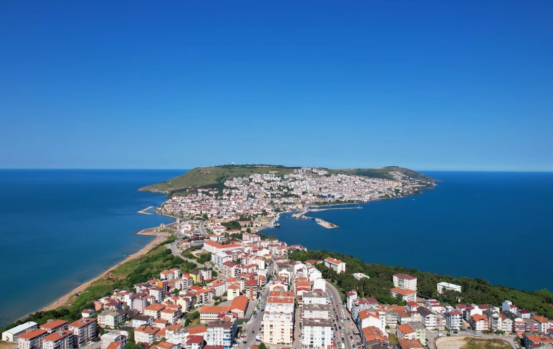 Sinop’a Deprem Göçü: 4 Günlük Tatilde Memlekete Akın Ettiler