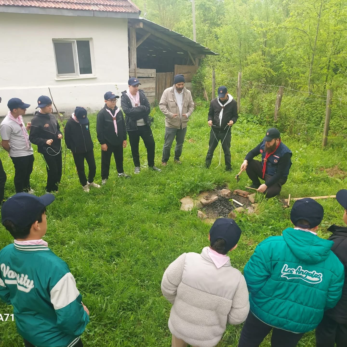 Karahanlı Oymağı İzcileri Ömerdüz Köyü’nde Günübirlik Kamp Yaptı