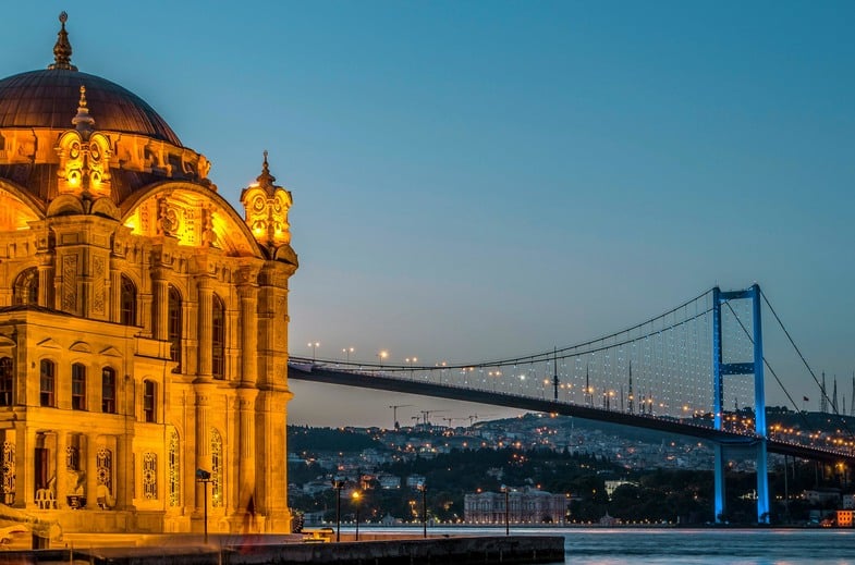 2) İstanbul, Türkiye