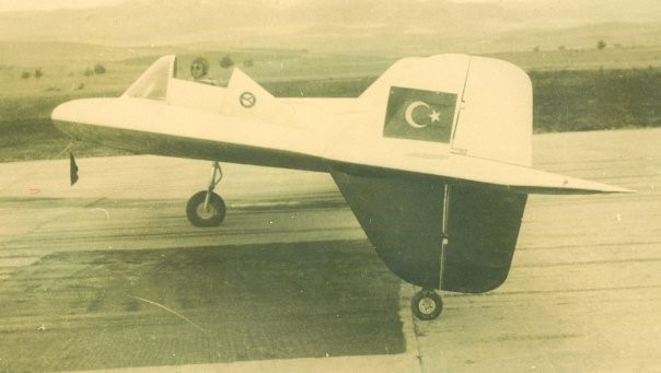 Test pilotu Cemal Uygun. 29 Eylül 1948