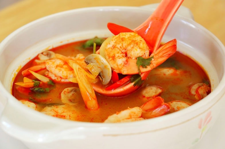 Evde Kolay Tom Yum Goong Çorbası Yapımı: Adım Adım Videolu Tarif