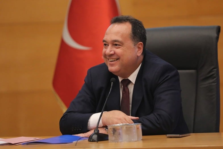 Ferdi Zeyrek’in Yerine Gelen Besim Dutlulu: Kimdir ve Arka Planı?