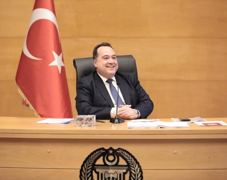 Ferdi Zeyrek'in Yerine Gelen Besim Dutlulu: Kimdir ve Arka Planı?