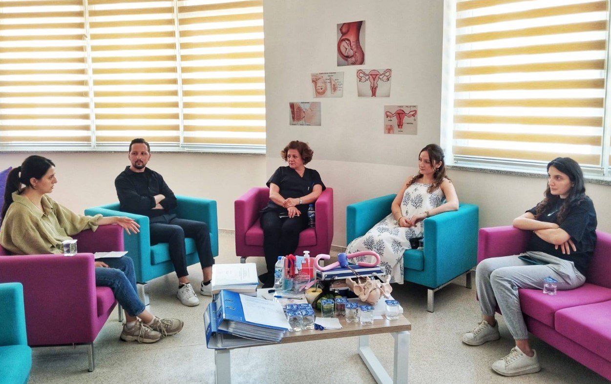 Gebe Okulu Eğitimleri Sürüyor