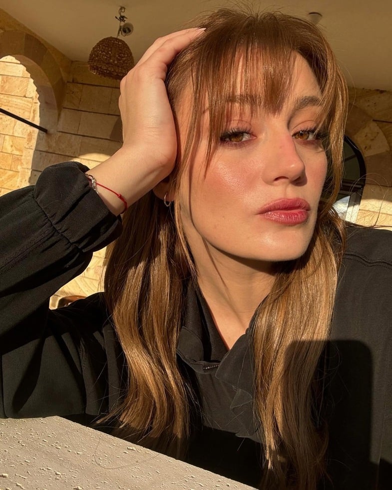 Gizem Karaca Kimdir?