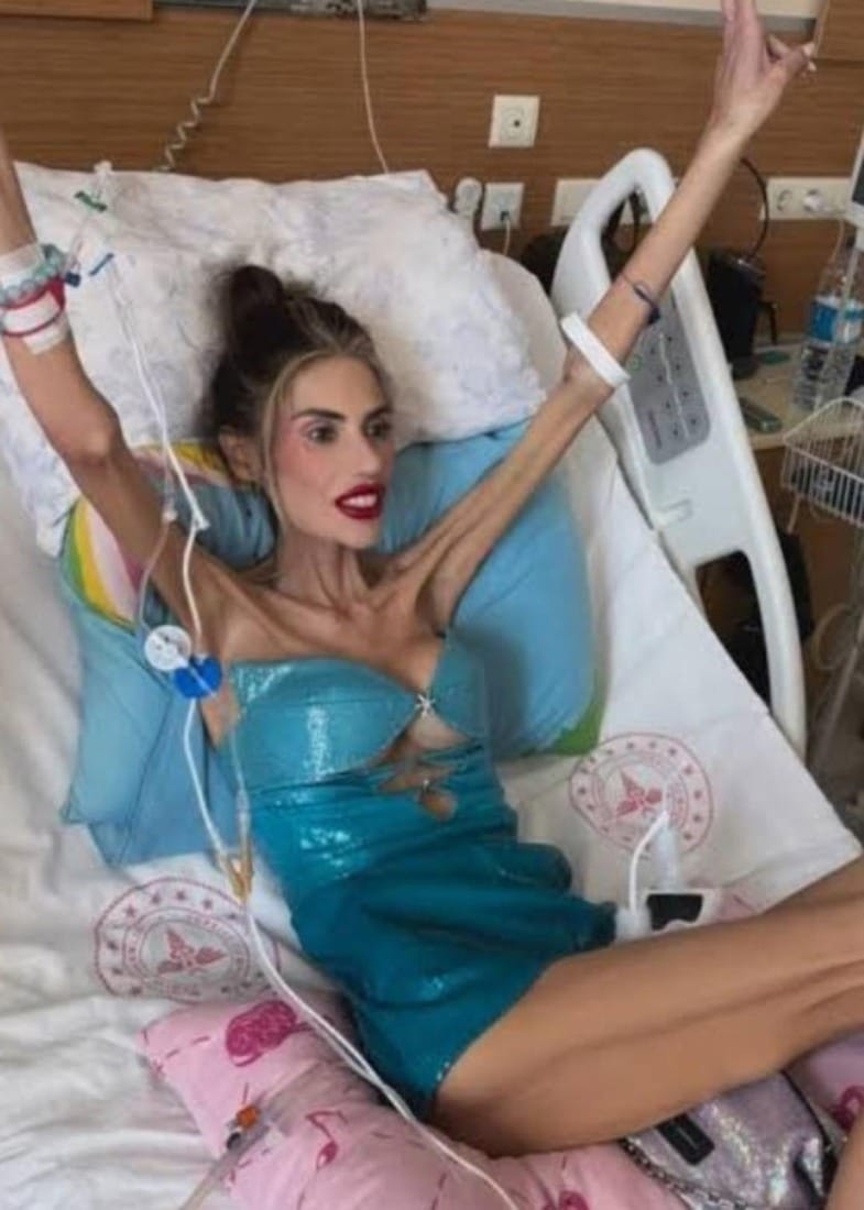 Nihal Candan Kimdir? Web Sayfası İçin Benzersiz Başlık