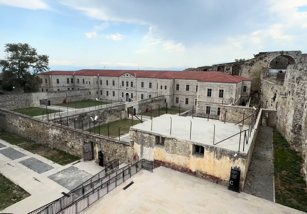 Sinop Tarihi Cezaevi Ziyarete Açıldı: Yaz Dönemi Saatleri Belli Oldu