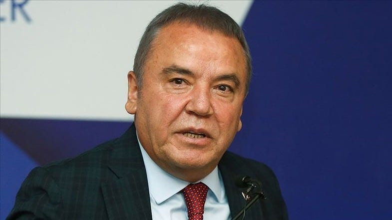 Antalya Büyükşehir Belediye Başkanı Muhittin Böcek Kimdir? Hayatı ve Siyasi Kariyeri