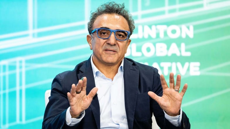 Dünyaca Ünlü Girişimci Hamdi Ulukaya'nın Hayatı ve Başarı Hikayesi