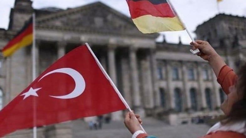 En Fazla Türk Vatandaşının Yaşadığı Ülkeler