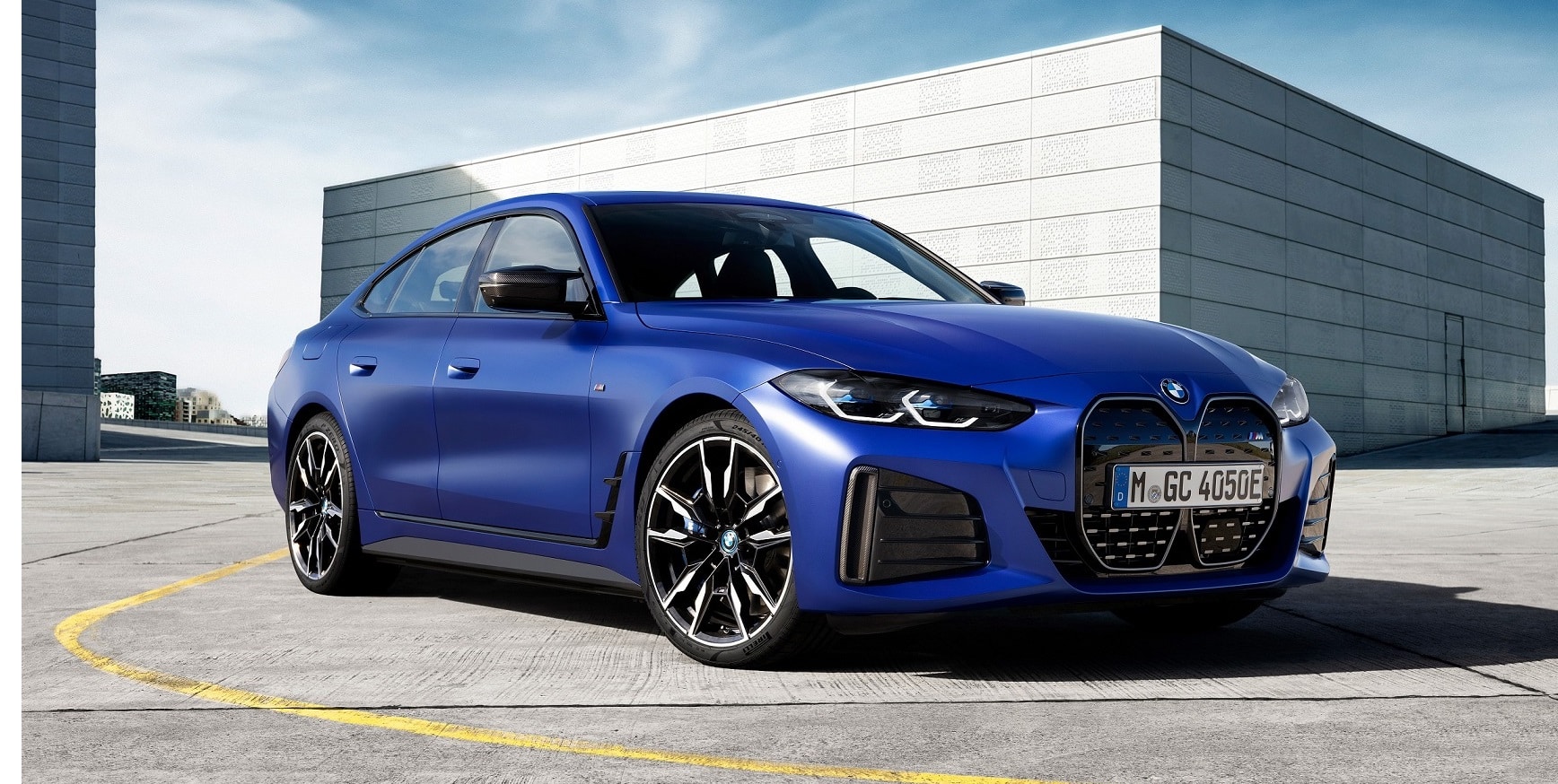 BMW i4