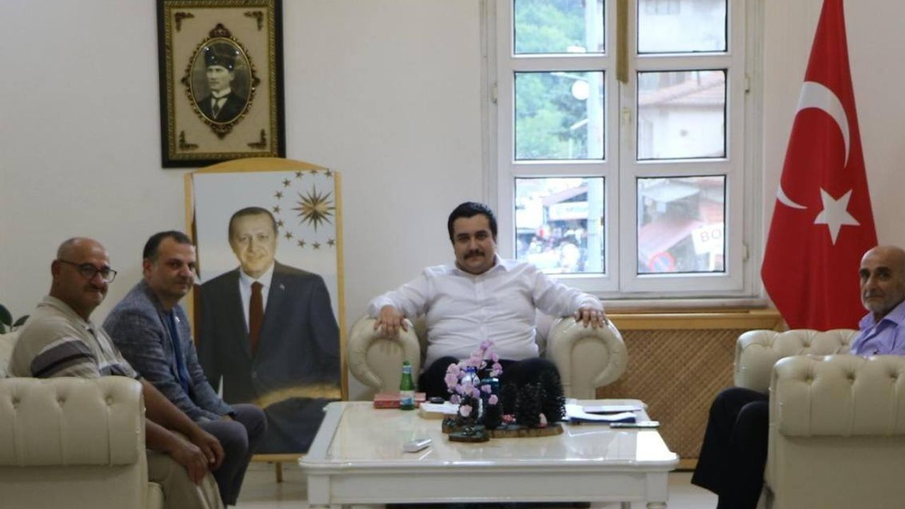 Saadet Partisi Heyetinden Erfelek Kaymakamına Anlamlı Ziyaret