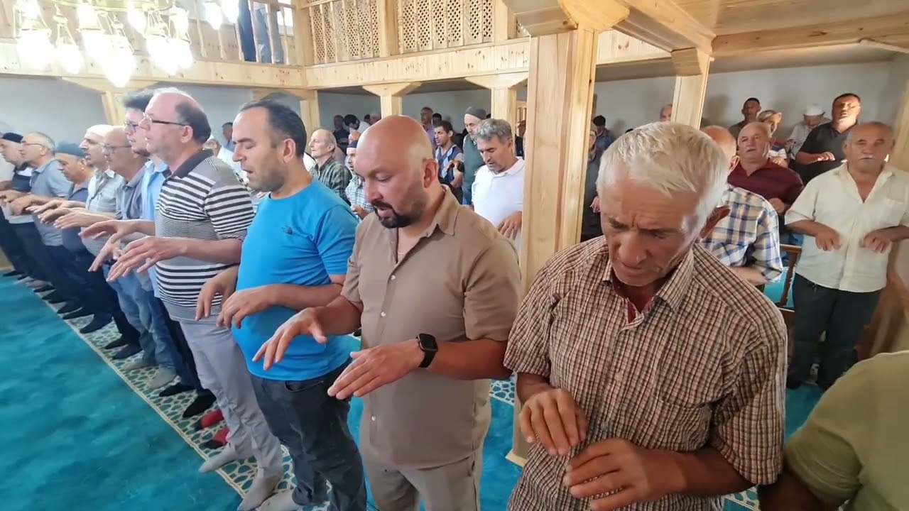 Sinop Gerze’de Vatandaşlar Dua Bayramında Bir Araya Geldi