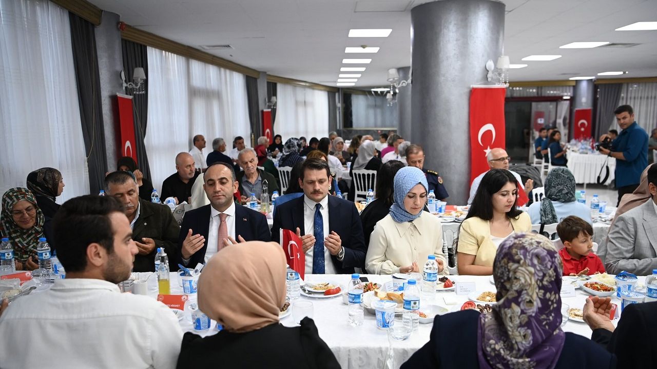 Sinop’ta Şehit Aileleri Onuruna Düzenlenen Protokol Yemeği Gerçekleşti