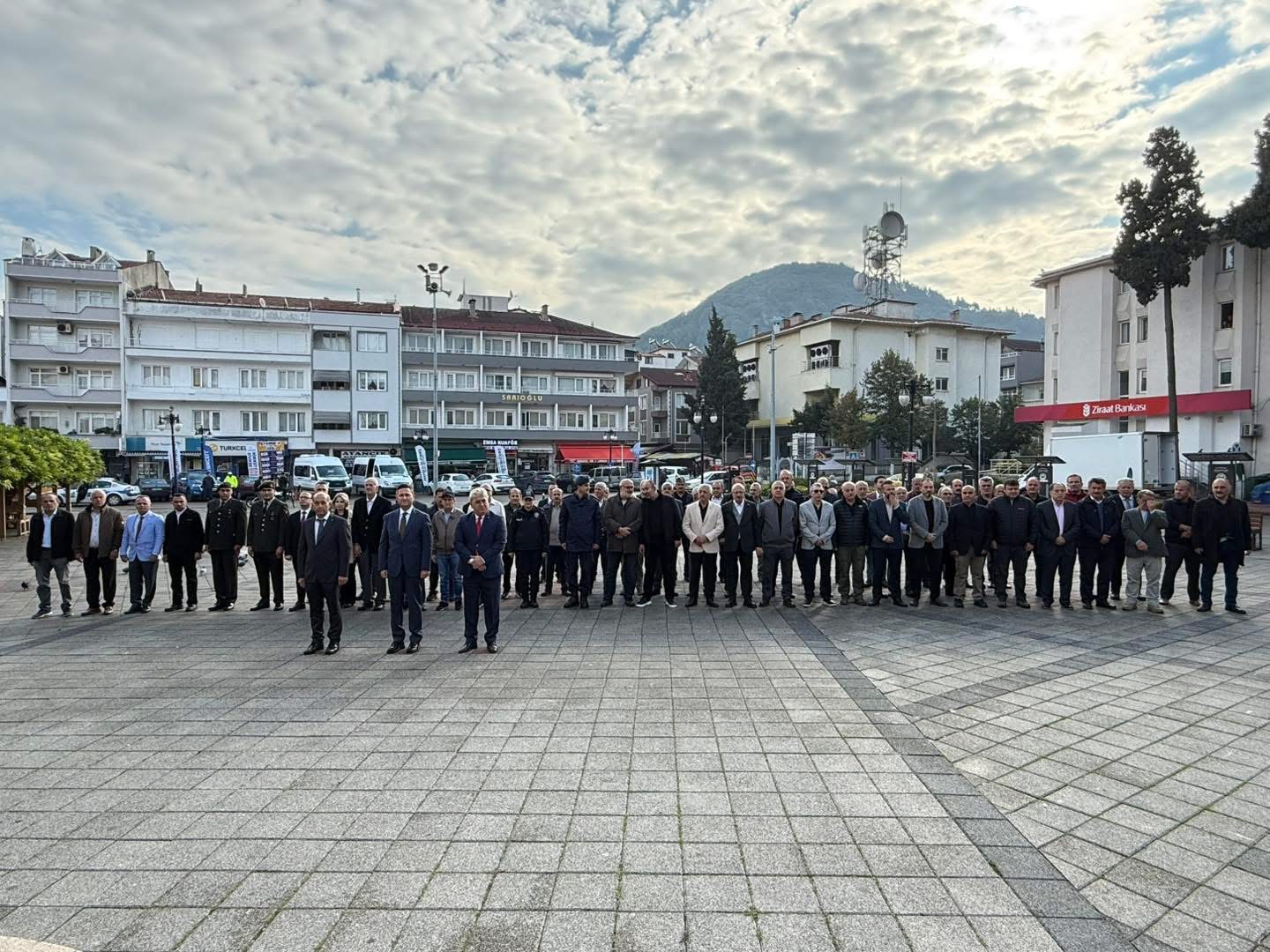 Ayancık’ta 19 Ekim Muhtarlar Günü Törenle Kutlandı
