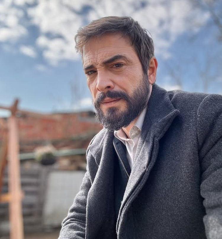 Ahmet Kural'ın Hayatı ve Kariyerine Dair Bilinmeyenler