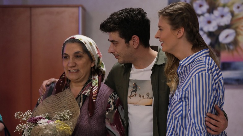 Anamız Var 2 Film Konusu ve Oyuncuları