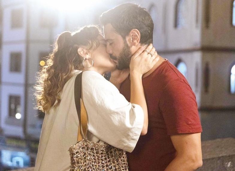 Aşk ve Yemek Film Konusu ve Oyuncuları