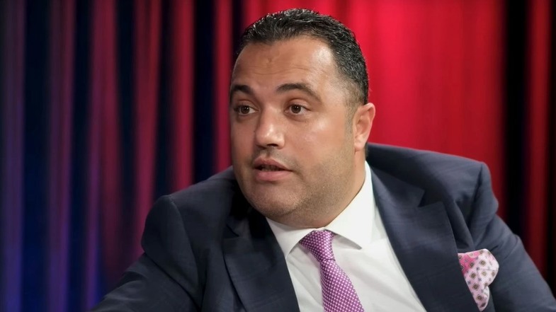 Avukat Rezan Epözdemir Kimdir?