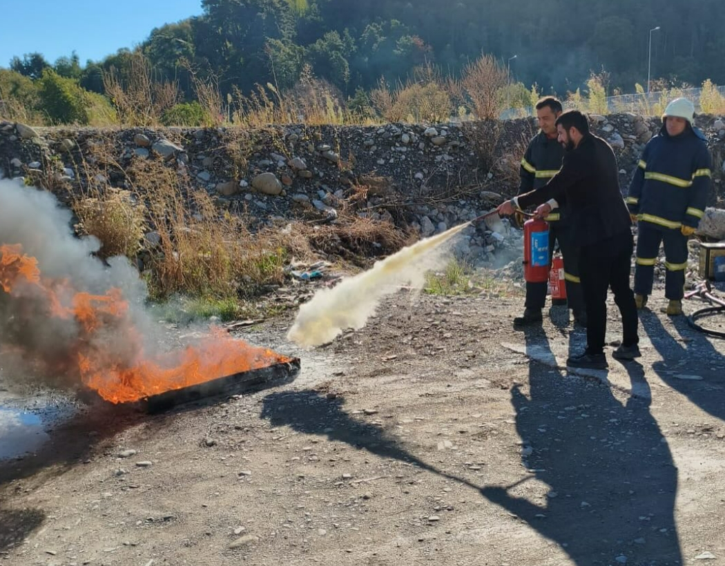 Ayancık’ta Kamu Kurumlarına Yangın Eğitimi