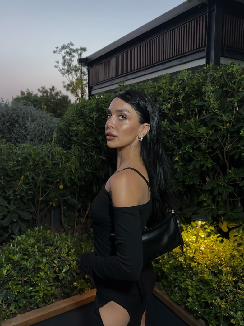 Aybüke Albere Kimdir?