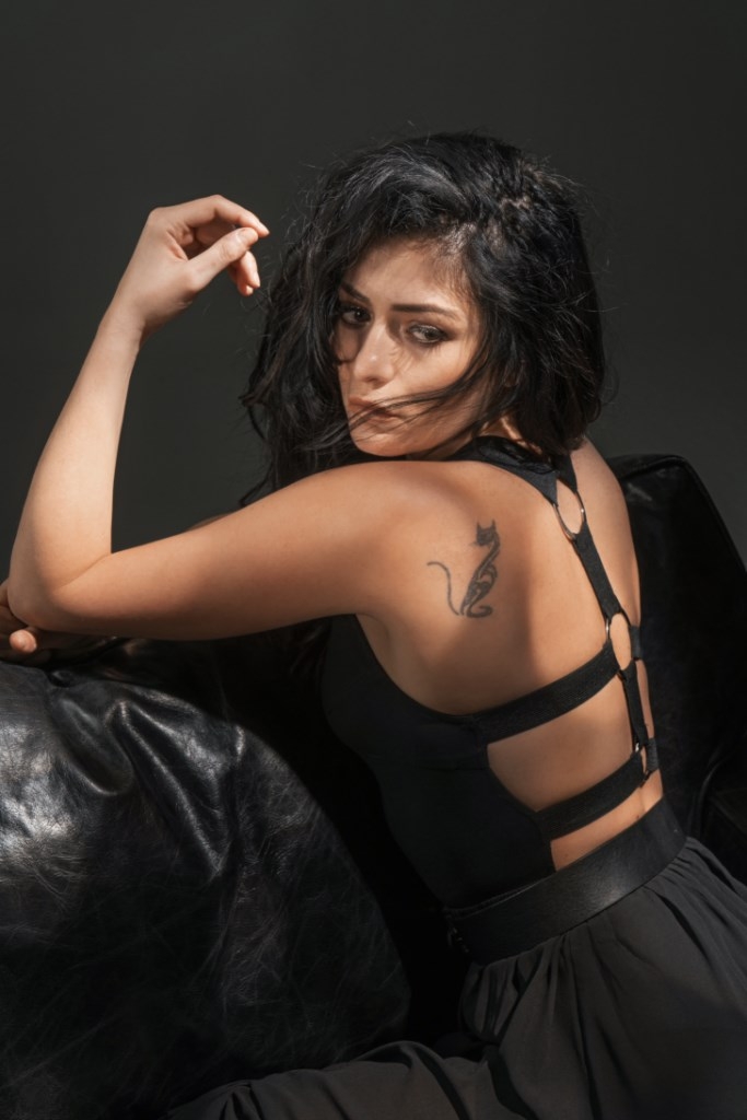 Deniz Çakır Hakkında Bilinmeyenler ve Hayatı