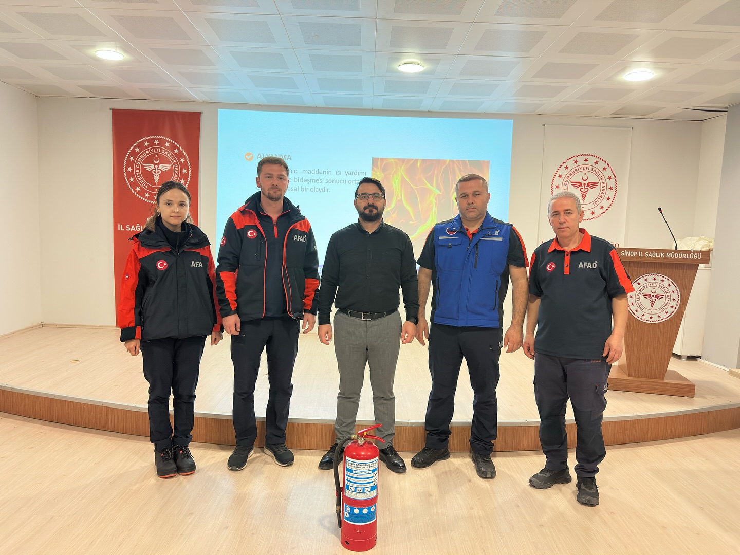 İl Sağlık Müdürlüğü'nde Deprem Tatbikatı Yapıldı