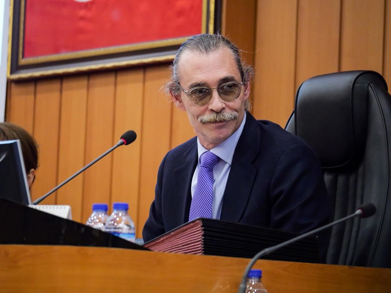 Erdal Beşikçioğlu’nun Hayatı ve Kariyerine Dair Bilinmeyenler