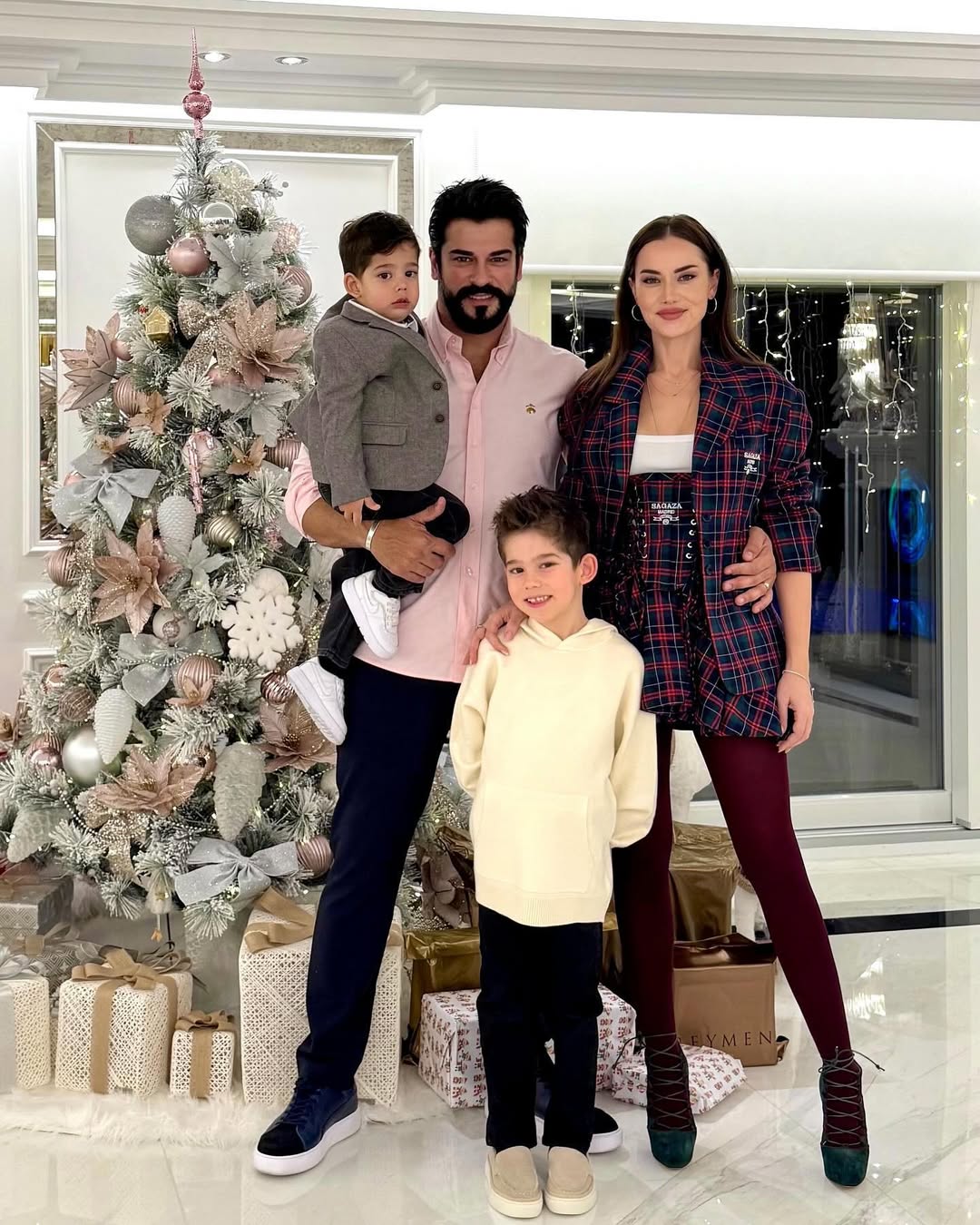 Fahriye Evcen Kimdir?