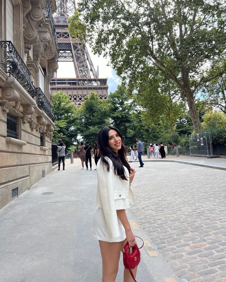 Hadi Anlat Sunucusu Senem Aydın Hakkında Merak Edilenler