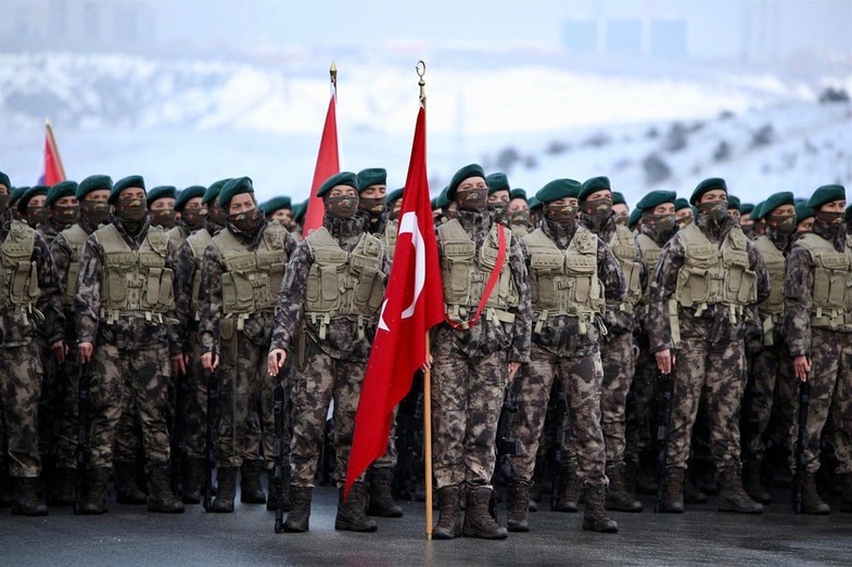 Türkiye’de Kadınlara Zorunlu Askerlik Gündemde mi?